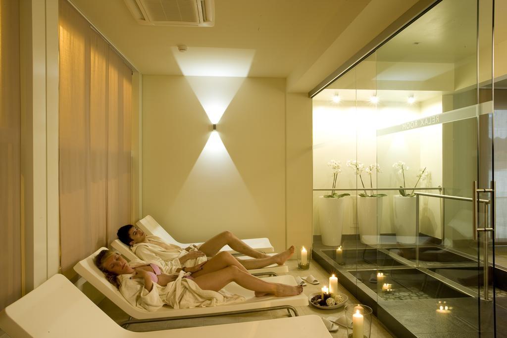 Hotel Consuelo Riccione Esterno foto