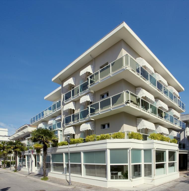 Hotel Consuelo Riccione Esterno foto