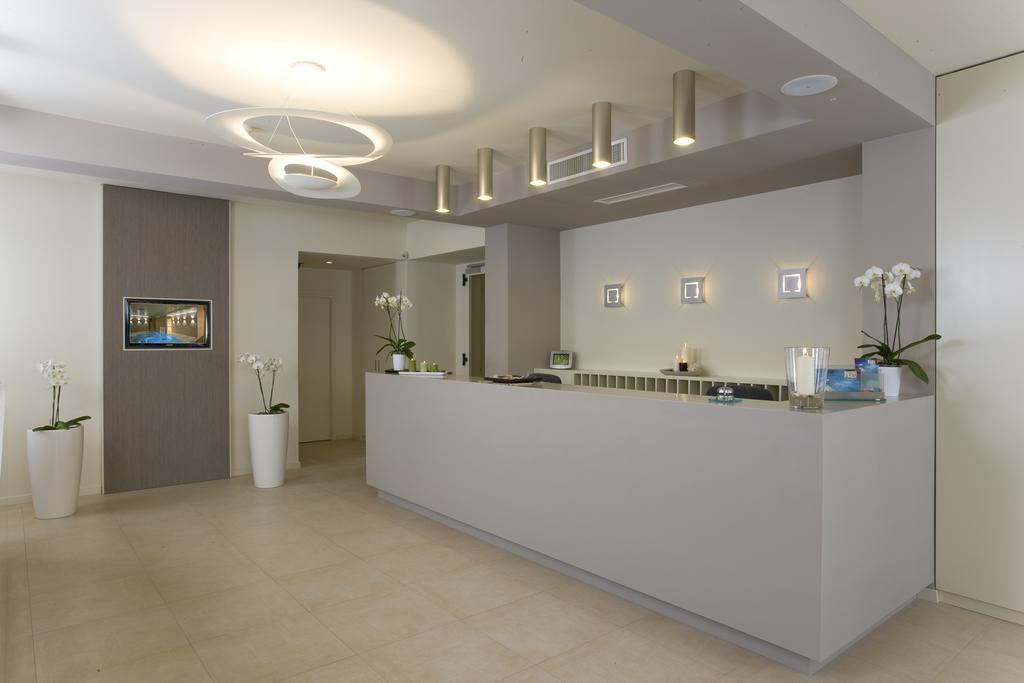 Hotel Consuelo Riccione Esterno foto